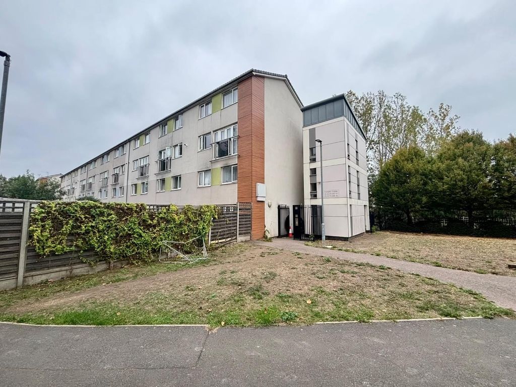 Property photo 1 of 12