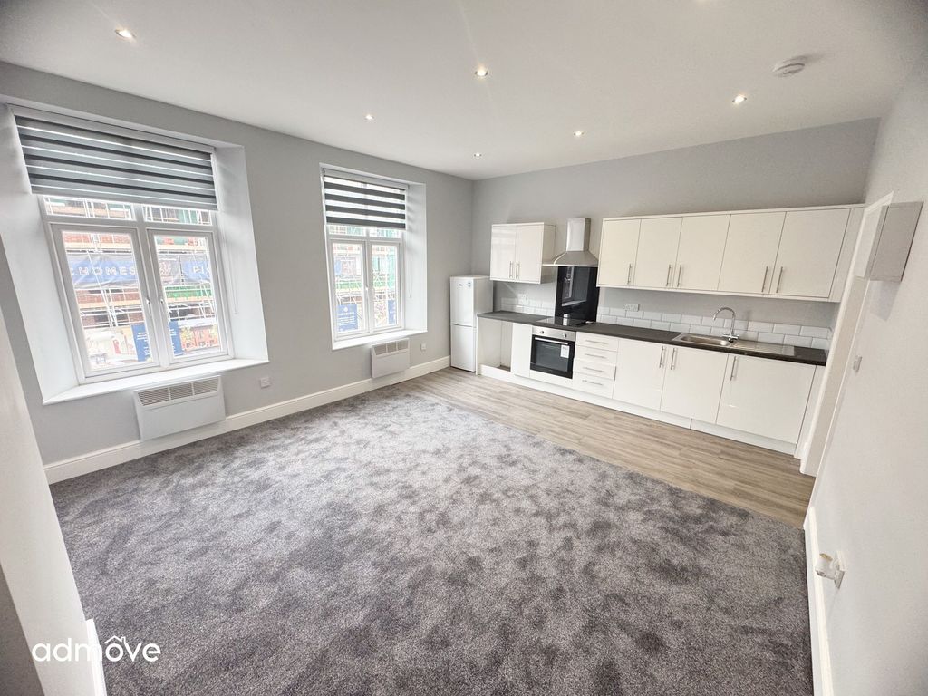 Property photo 3 of 14