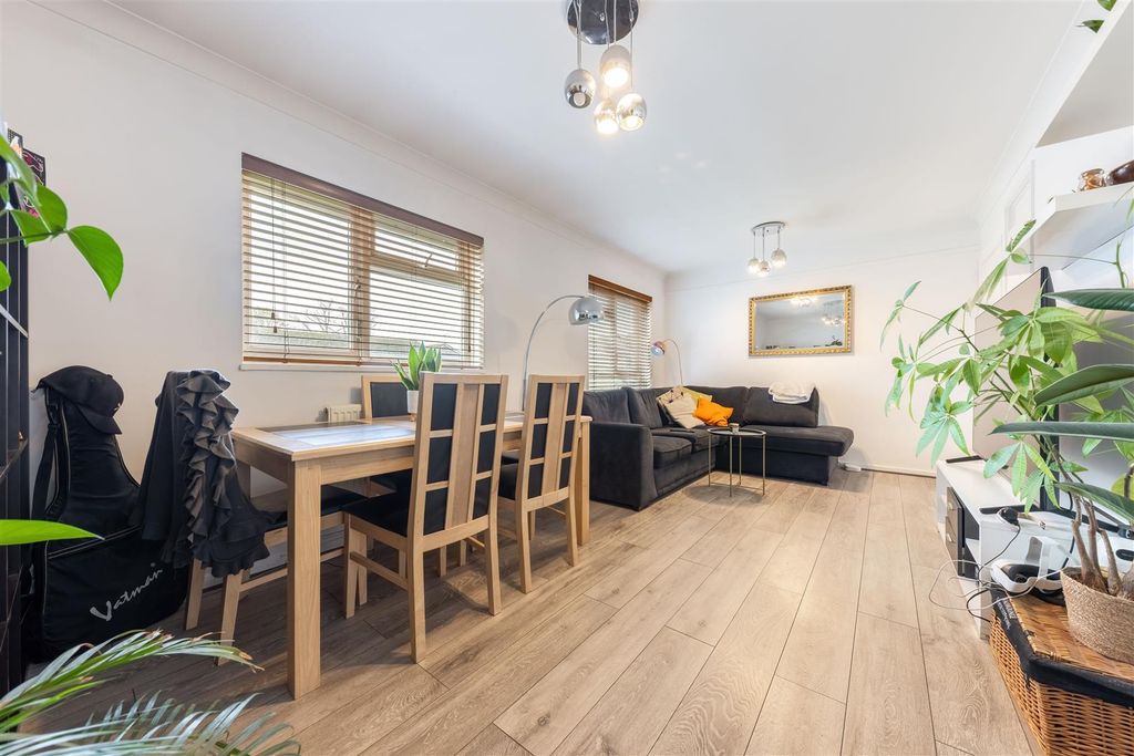 Property photo 2 of 11 Ba-9.Jpg