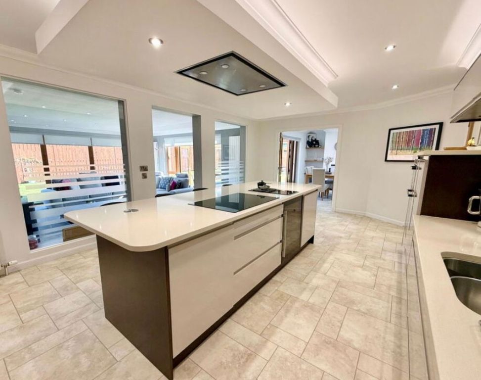 Property photo 2 of 57