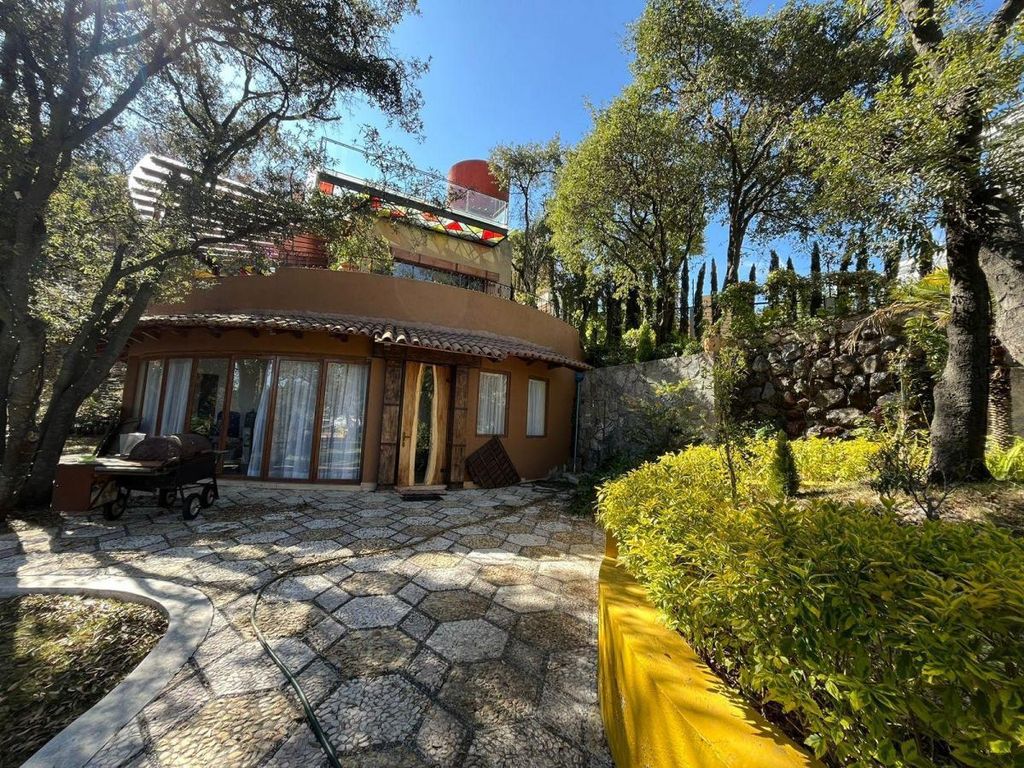 Property photo 1 of 39