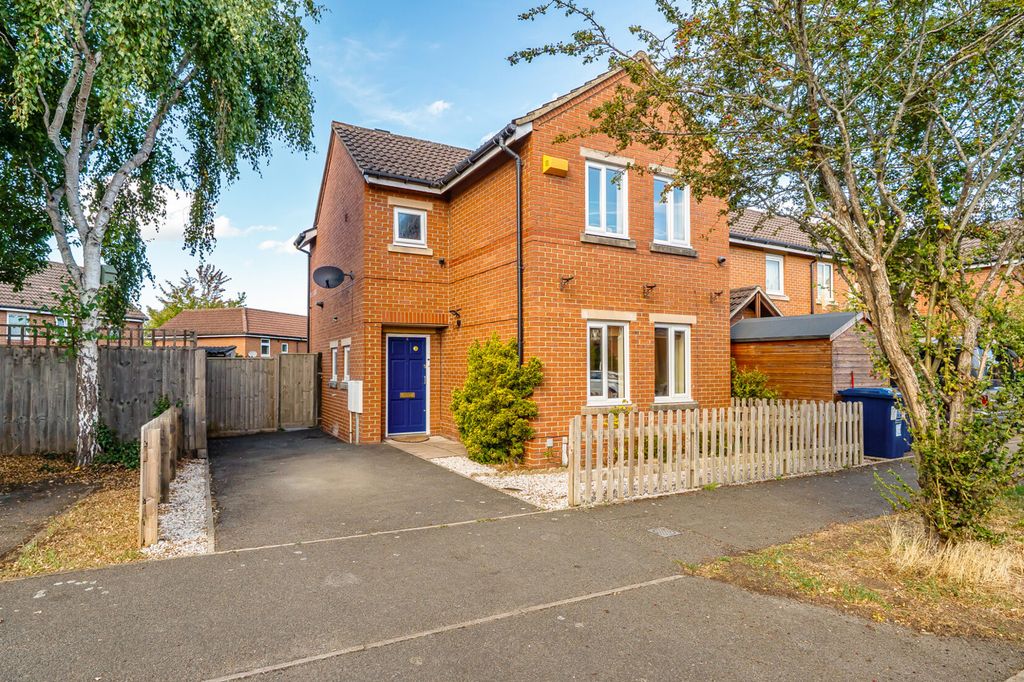 Property photo 1 of 14 External