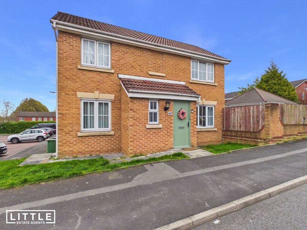 Property photo 1 of 23 Photo 5