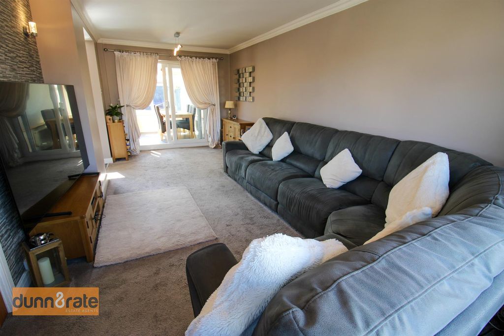 Property photo 3 of 20 Img_0055.Jpg