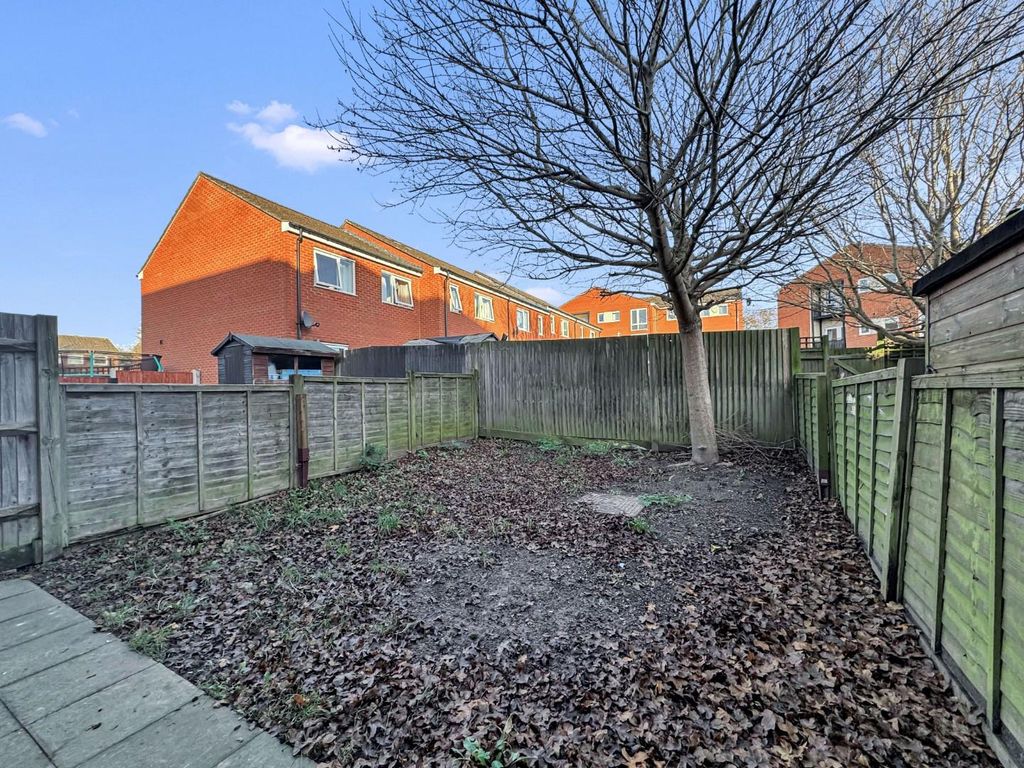 Property photo 2 of 11 5.Jpg