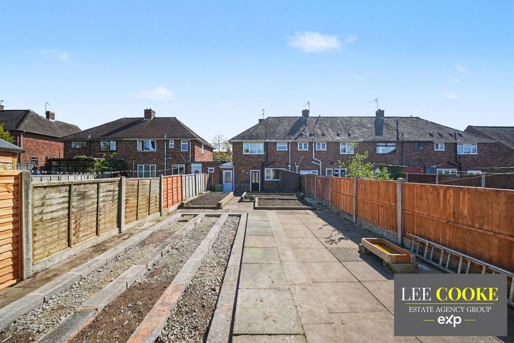 Property photo 2 of 22