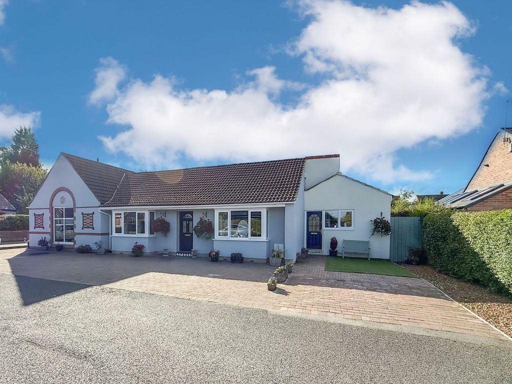 Property photo 1 of 16 External