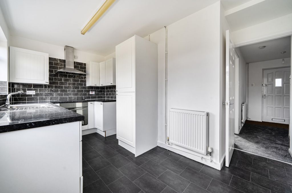 Property photo 3 of 15 1362239-14-68E626...