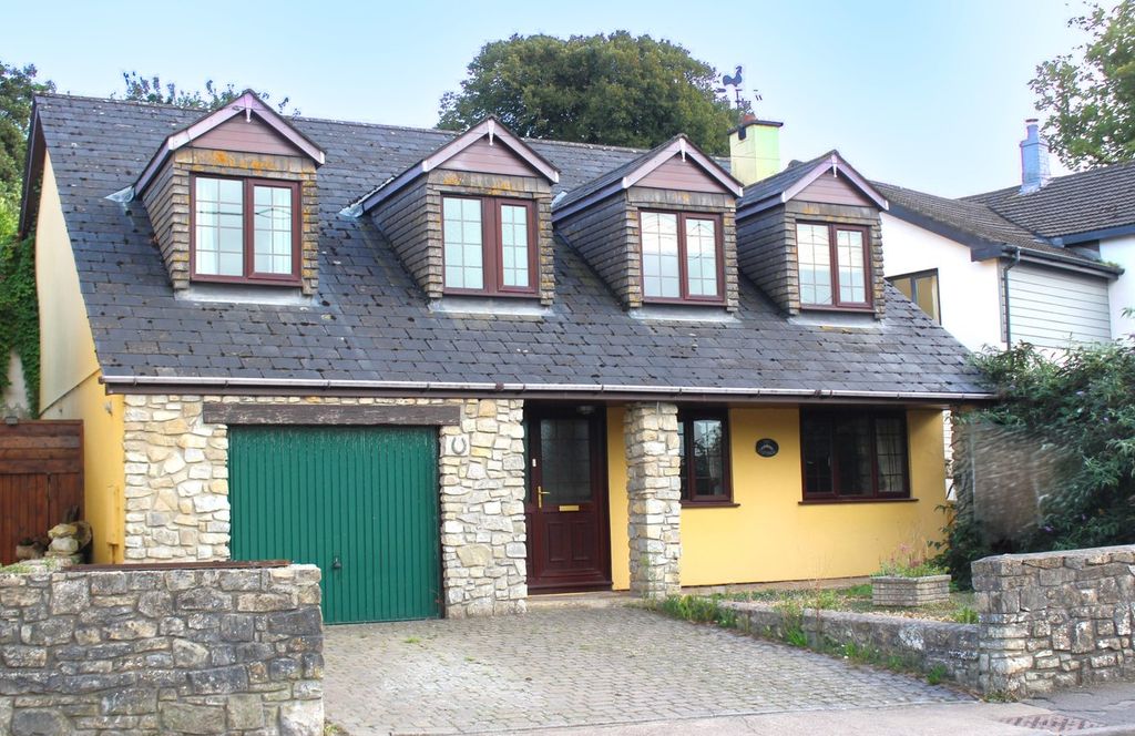 Property photo 1 of 15