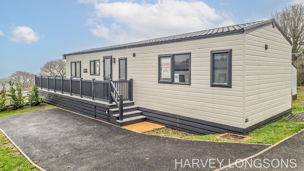 Property photo 1 of 17 Regal Hemsworth 2
