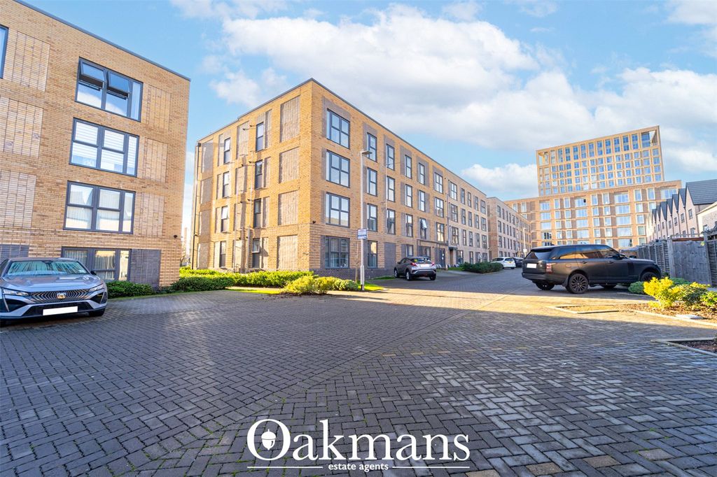 Property photo 3 of 24 Picture No. 23