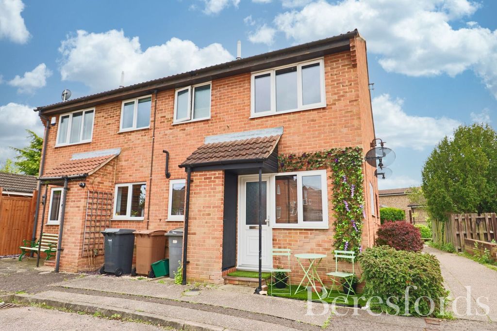 Property photo 1 of 5 Front