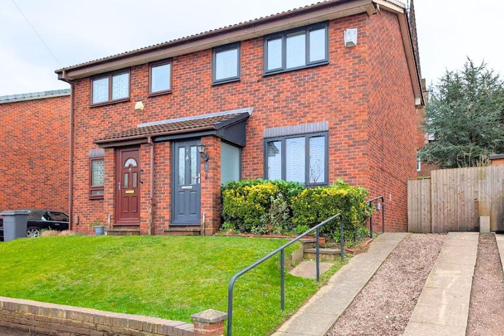 Property photo 1 of 16