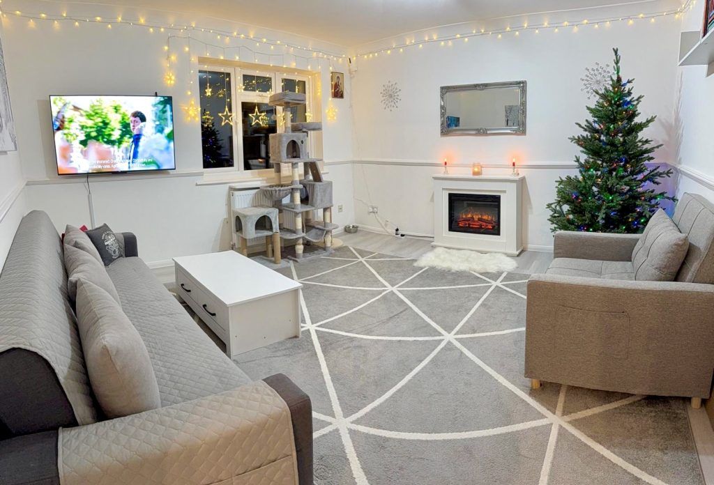 Property photo 2 of 9