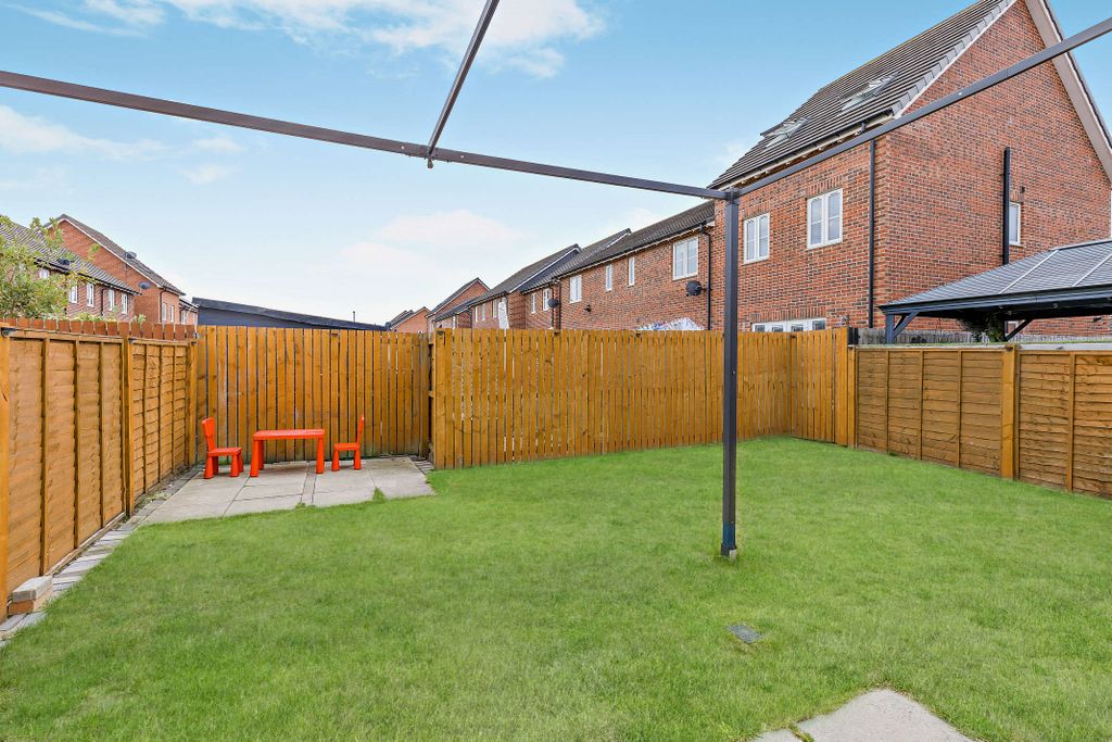 Property photo 2 of 20 Rear Garden