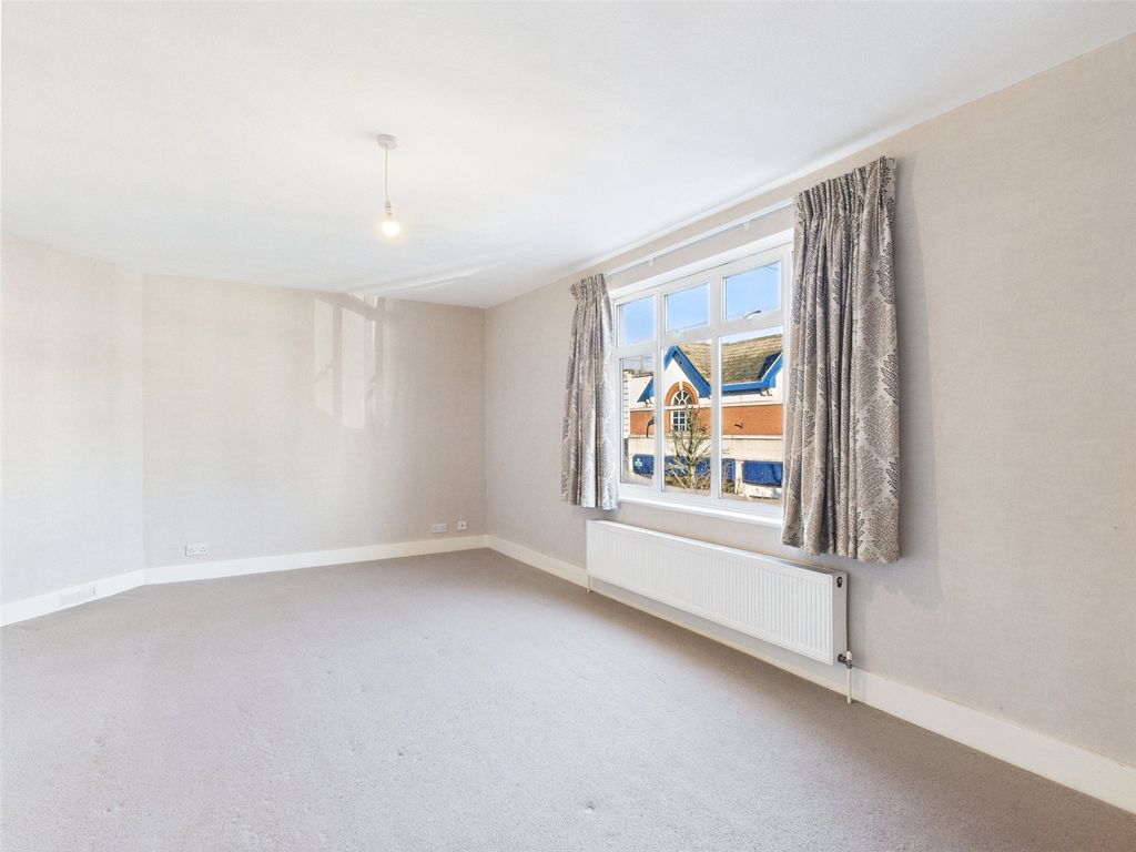 Property photo 3 of 13 Picture No. 11