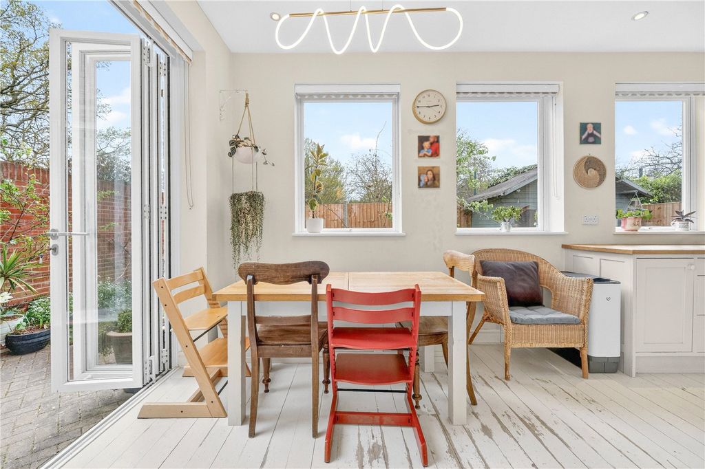 Property photo 1 of 20 Picture No. 03