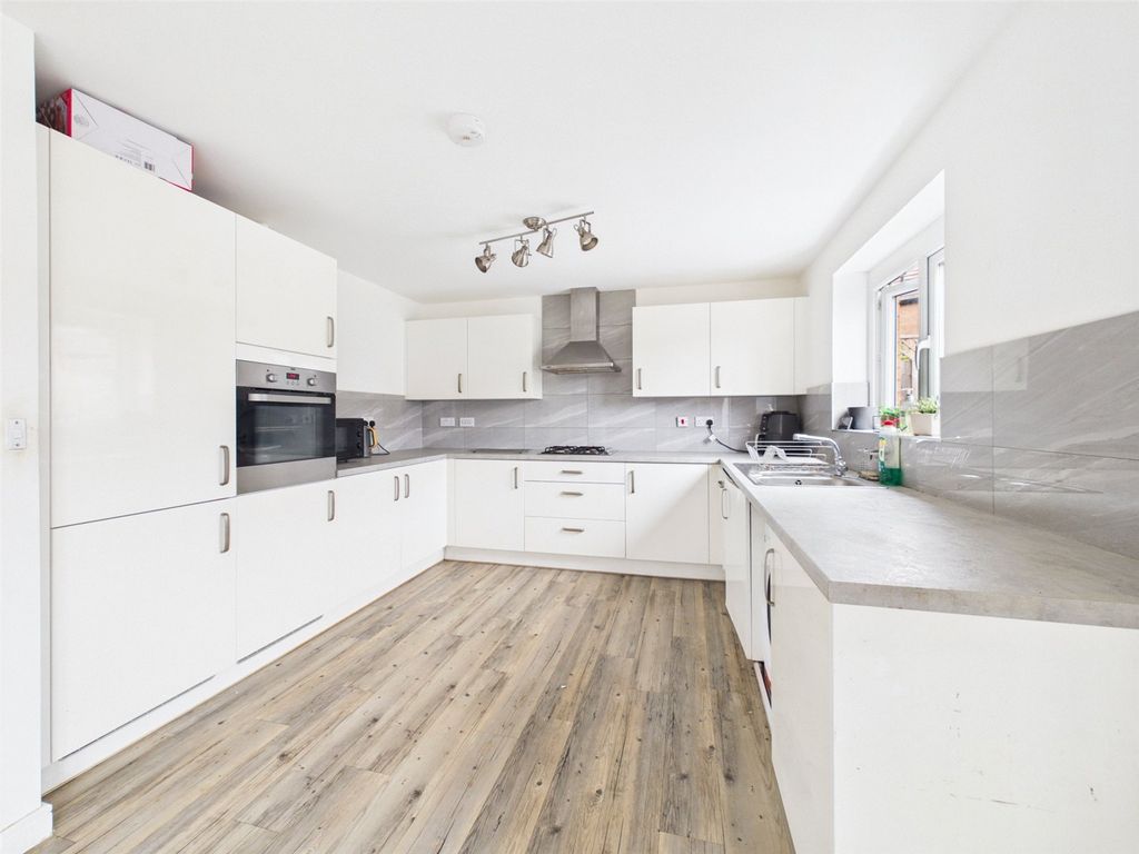Property photo 3 of 15 Picture No. 03