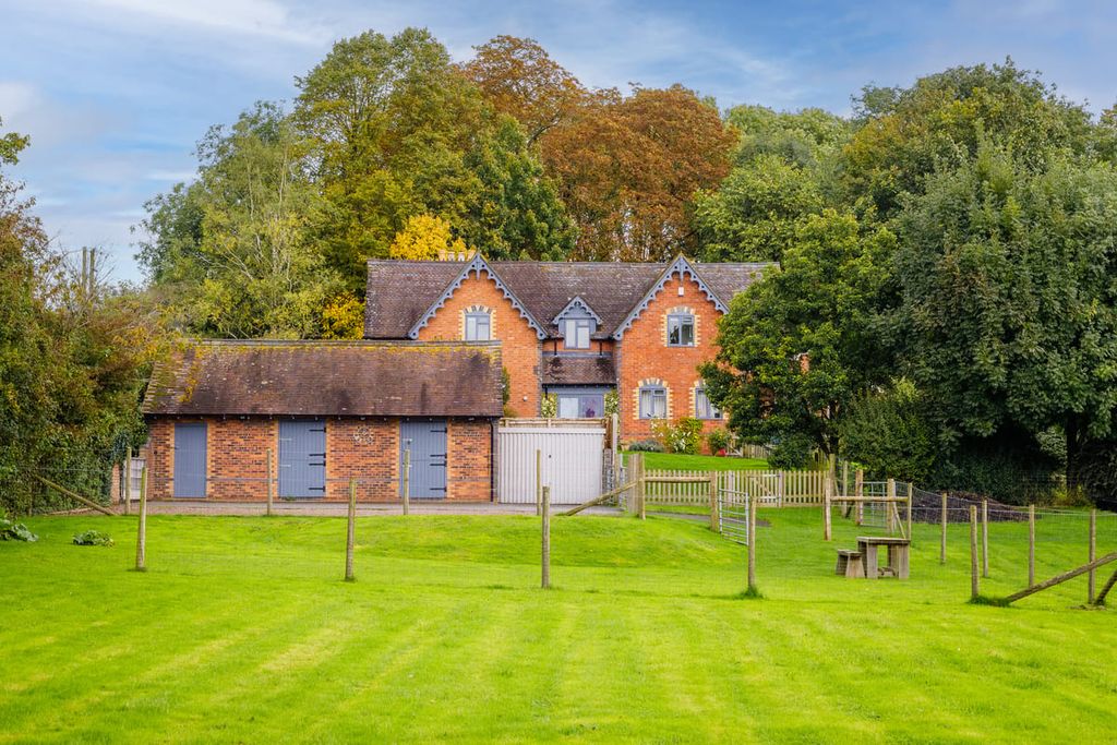 Property photo 1 of 55