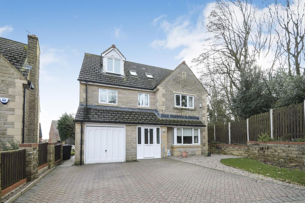 Property photo 1 of 31 Pbox-Img.Jpg