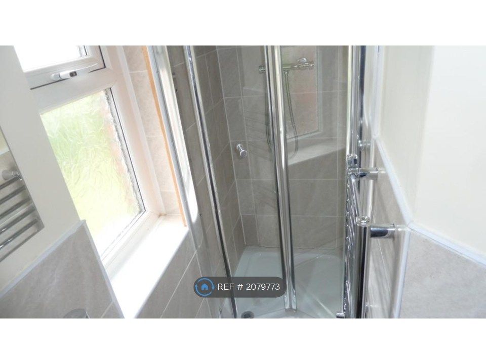 Property photo 1 of 3