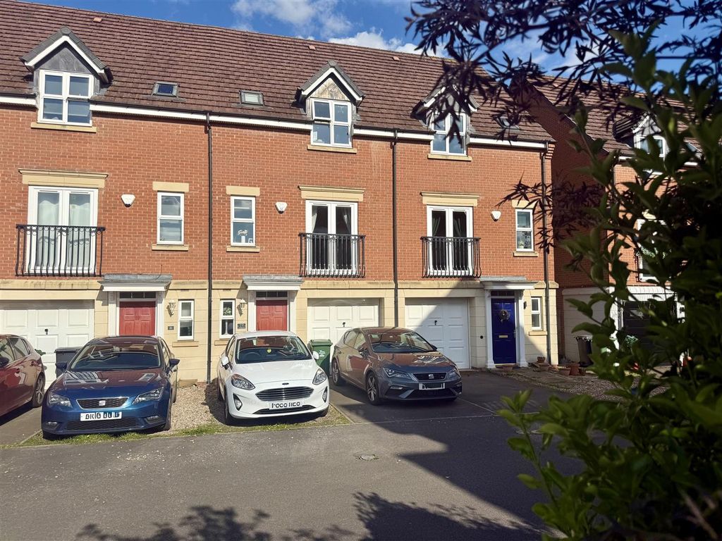 Property photo 1 of 17 1