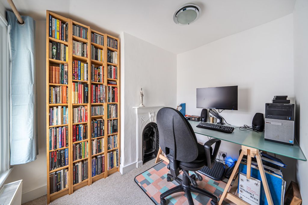 Additional image 11 of 3 bed terraced house for saleNew Road, Weybridge KT13