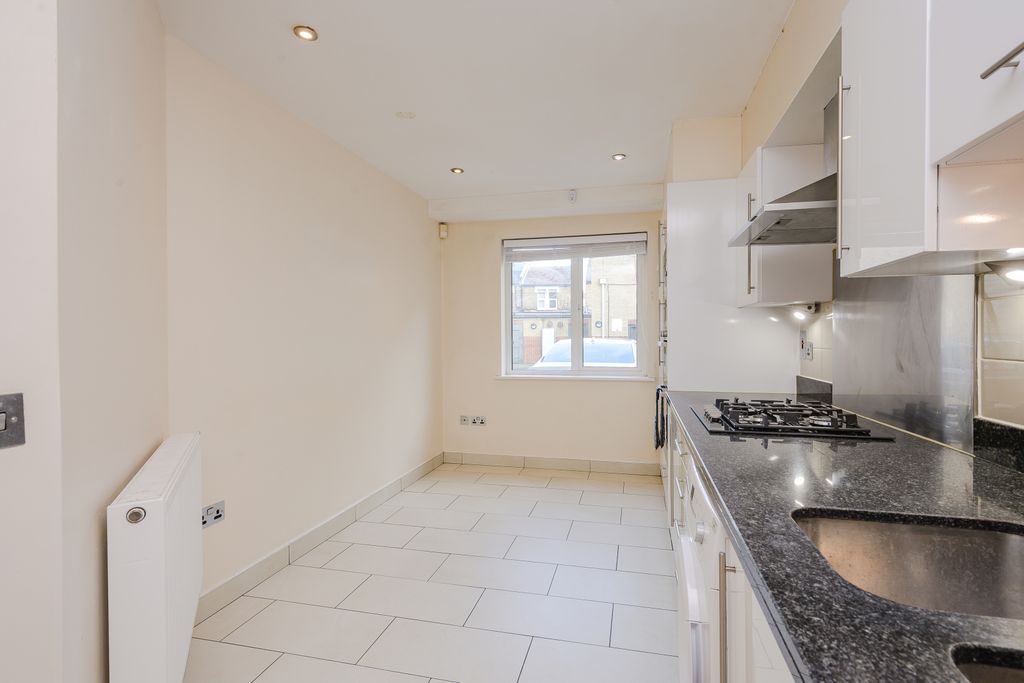 Property photo 2 of 13 Picture No. 02