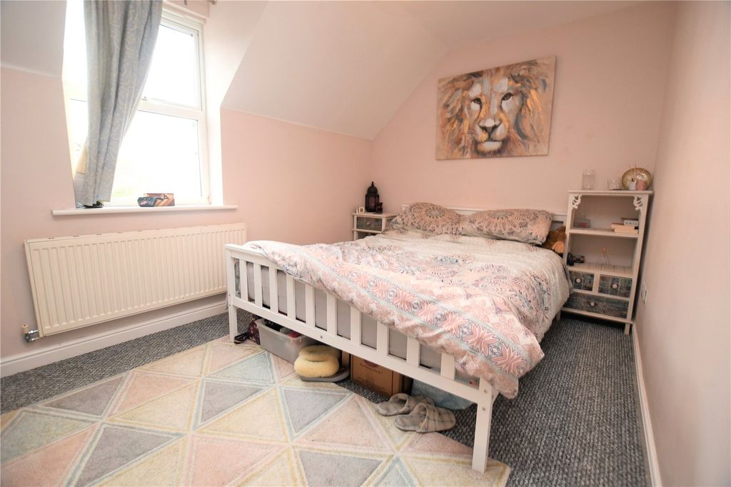 Property photo 3 of 7 Picture No. 04