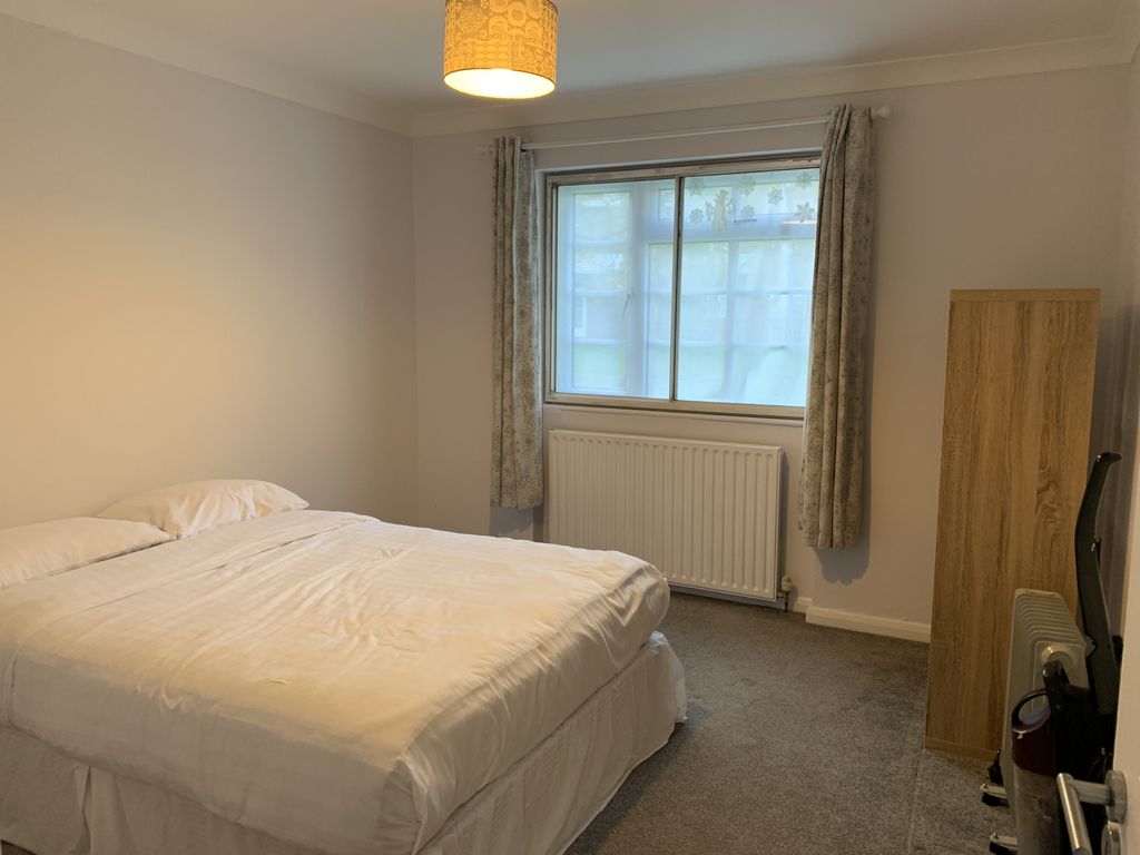 Property photo 2 of 5 Gallery