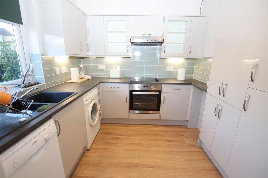 Property photo 2 of 13 Img_2973.Jpg