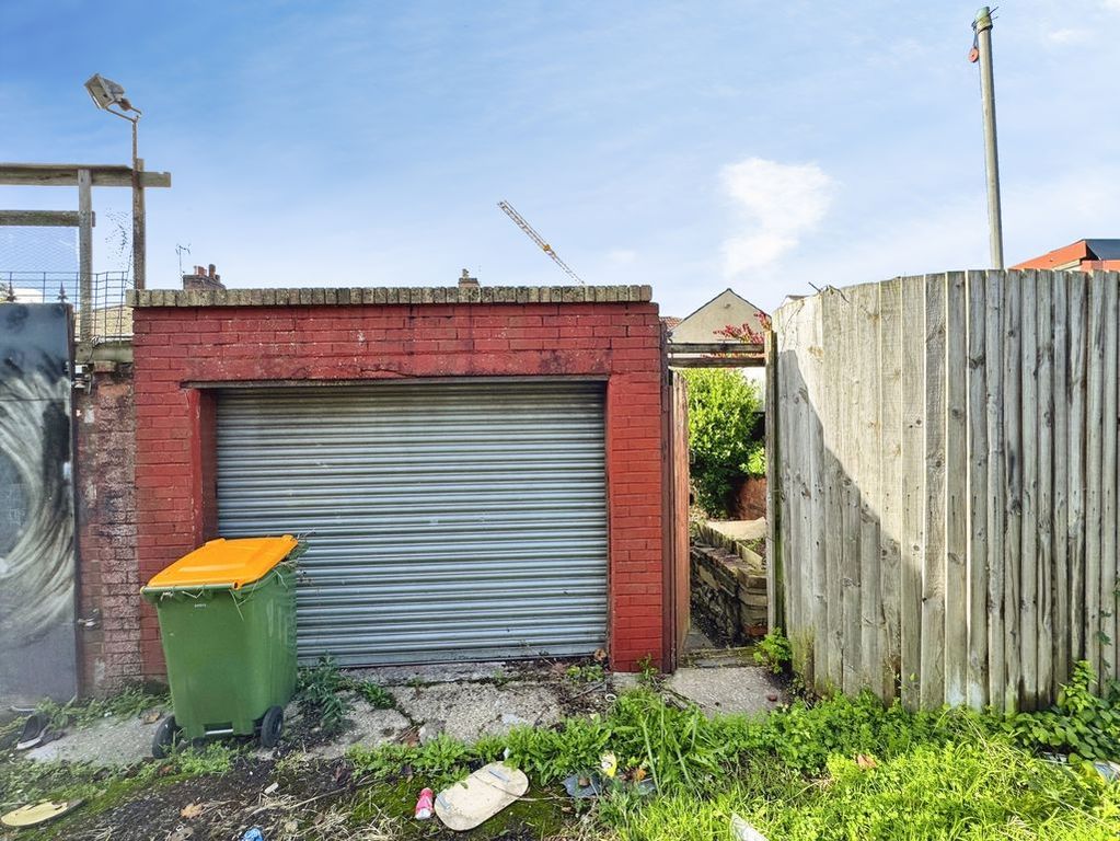 Property photo 2 of 35 Photo 7