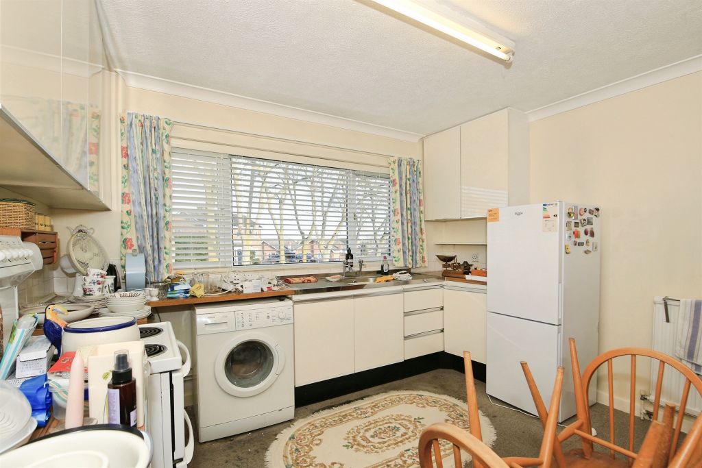 Property photo 2 of 15