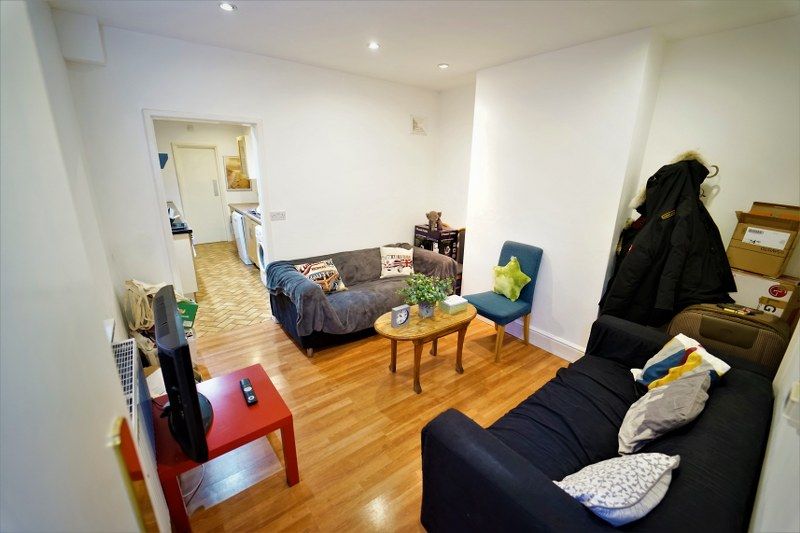 Property photo 1 of 8 Living Room