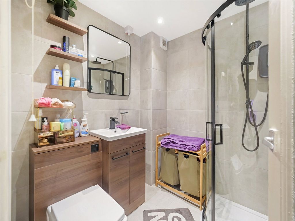 Additional image 13 of 3 bed flat for saleOakshaw Street West, Paisley, Renfrewshire PA1
