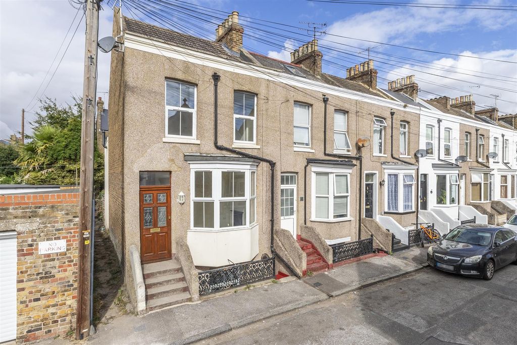Property photo 1 of 30