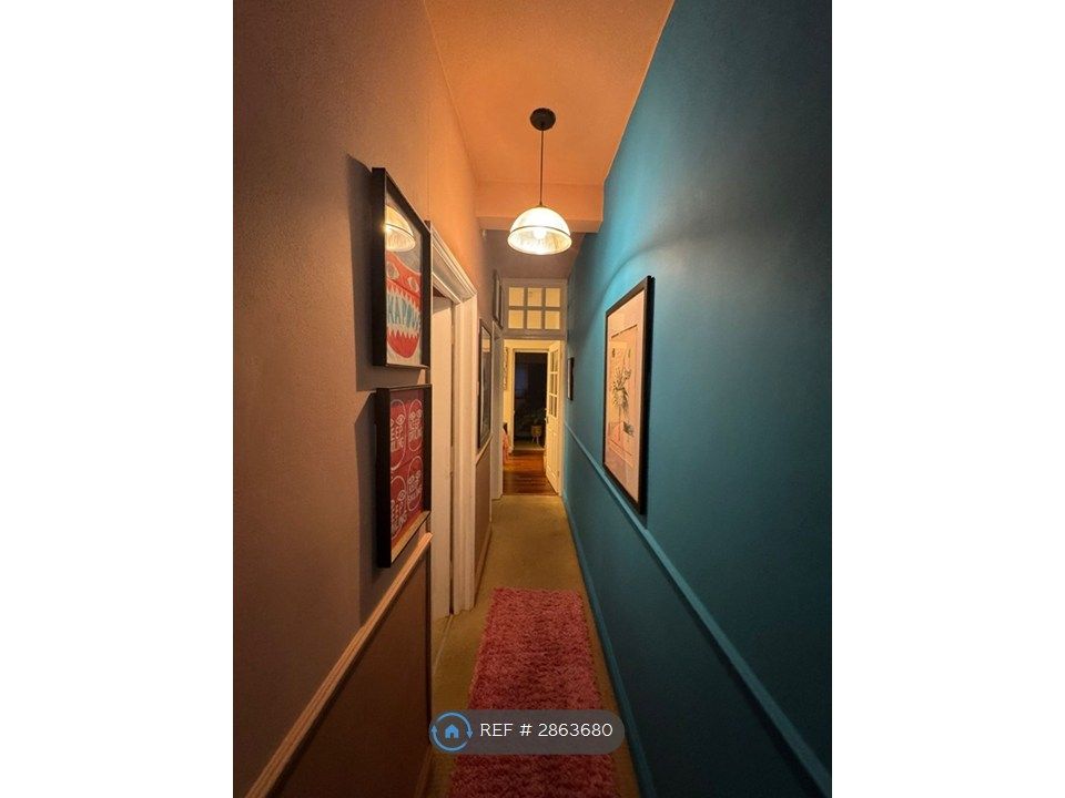 Property photo 2 of 9 Hall