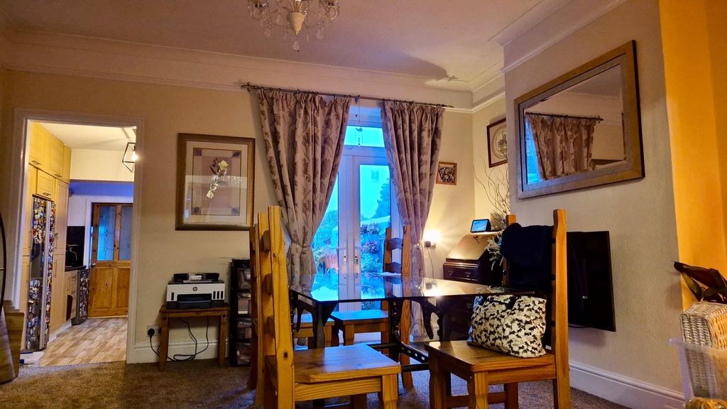 Property photo 3 of 30 Bb53Dd4d-6B76-4Ade-B3Ca-660Ae75E9786.Jpeg