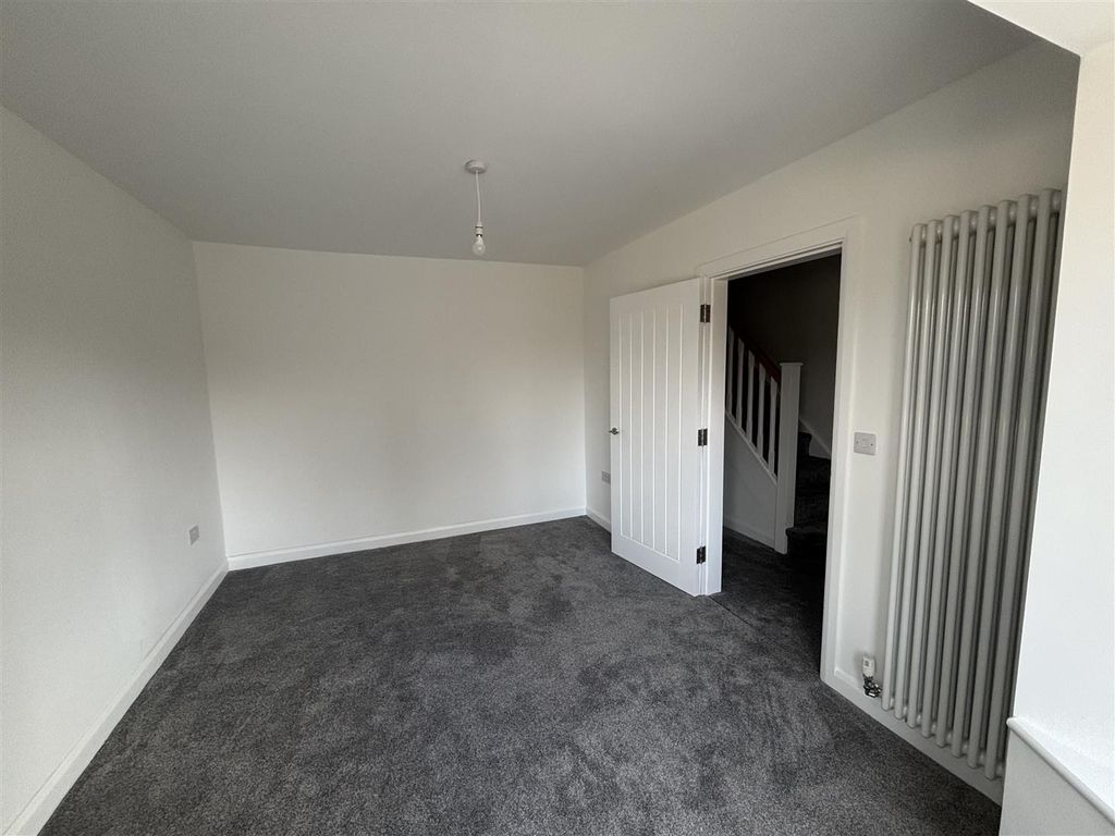 Property photo 3 of 15 Living Room 1.2