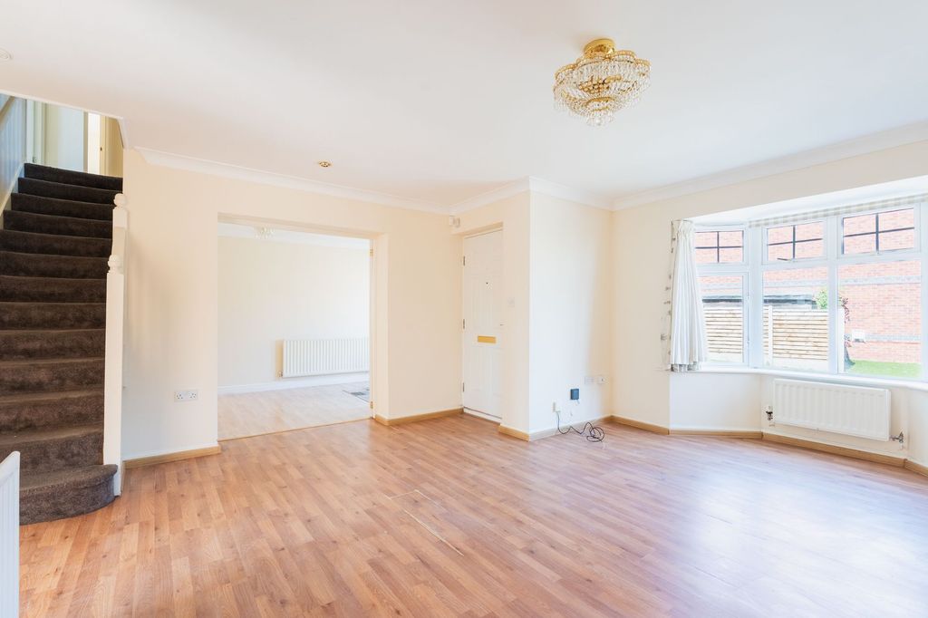 Property photo 2 of 44