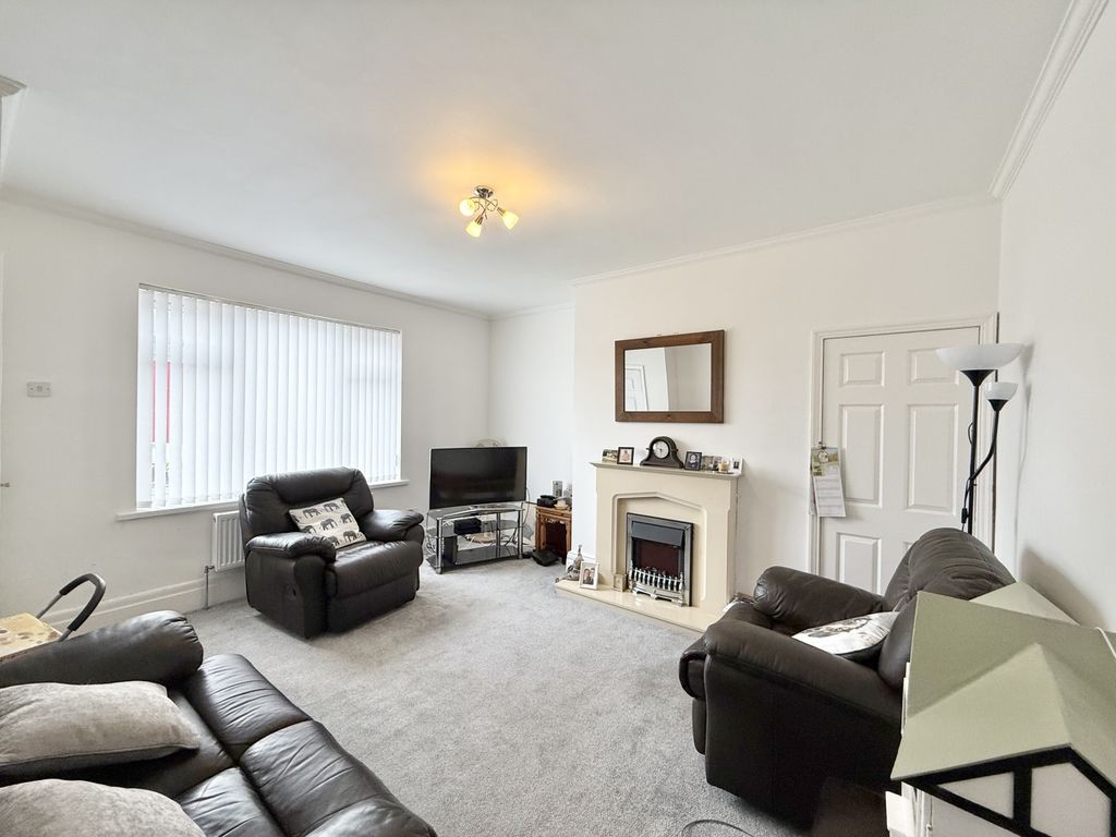 Property photo 3 of 15 Img_8137
