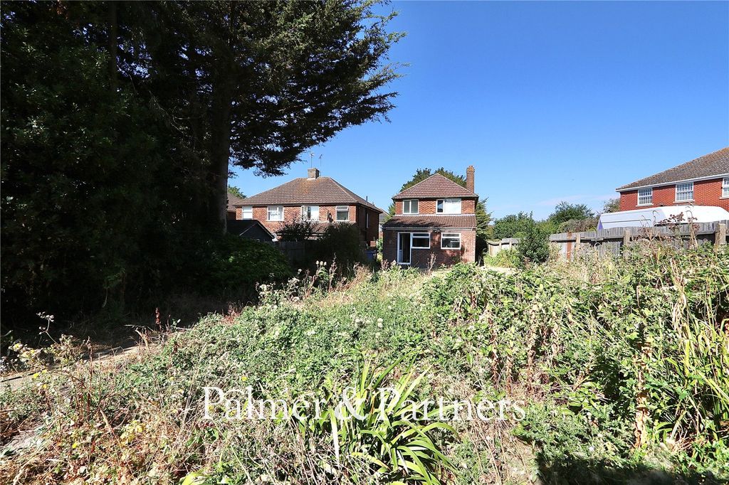 Property photo 3 of 17 Picture No. 06