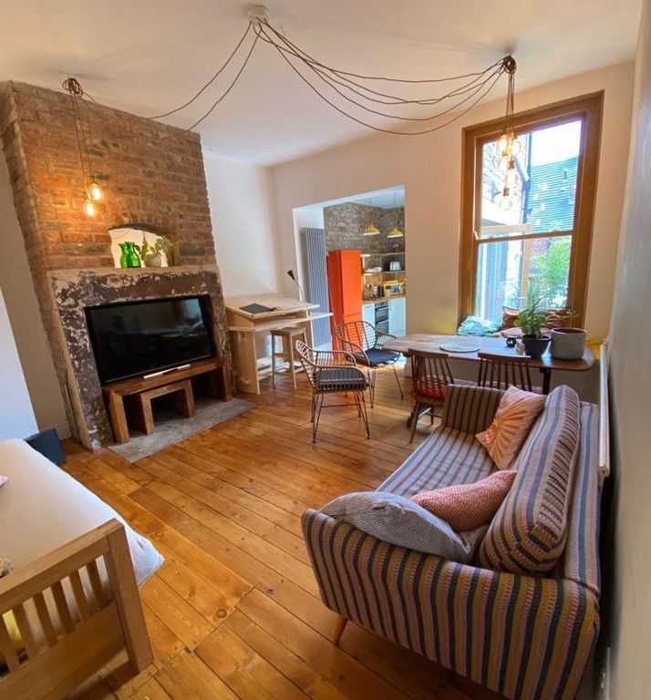 Property photo 1 of 15 Photo 13