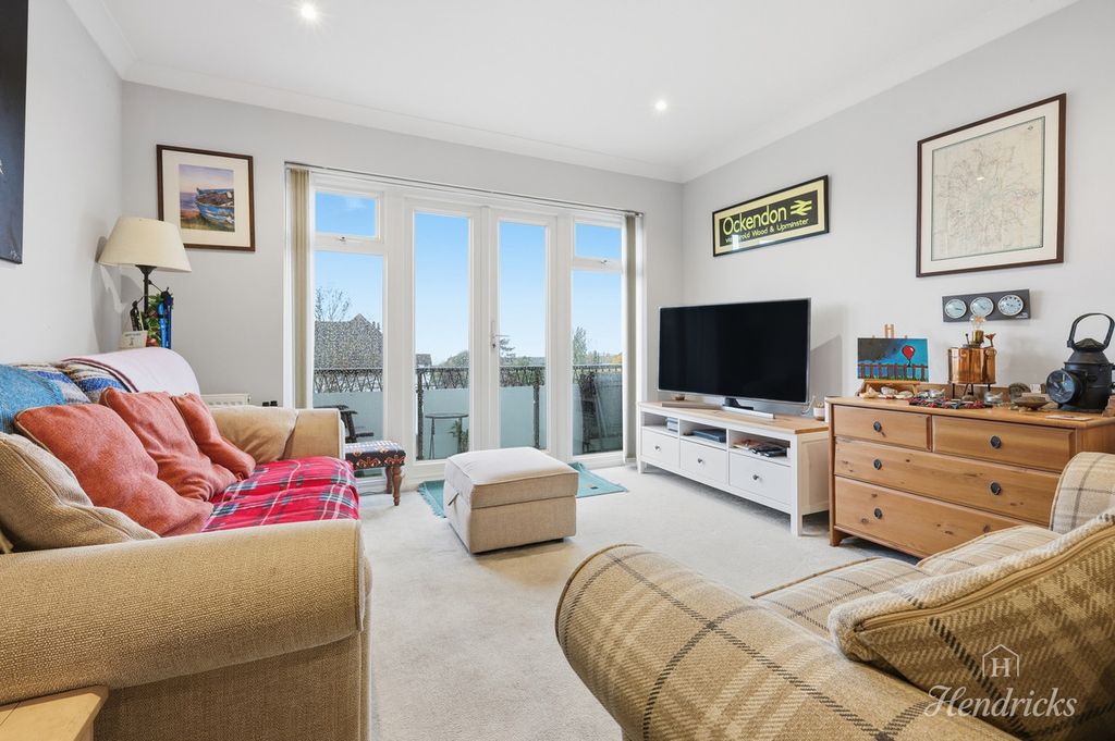 Property photo 3 of 30