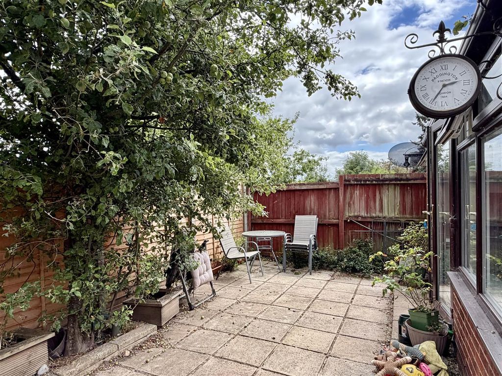 Property photo 3 of 12