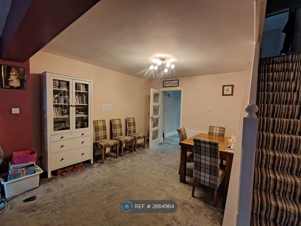 Property photo 3 of 13 Dining Room