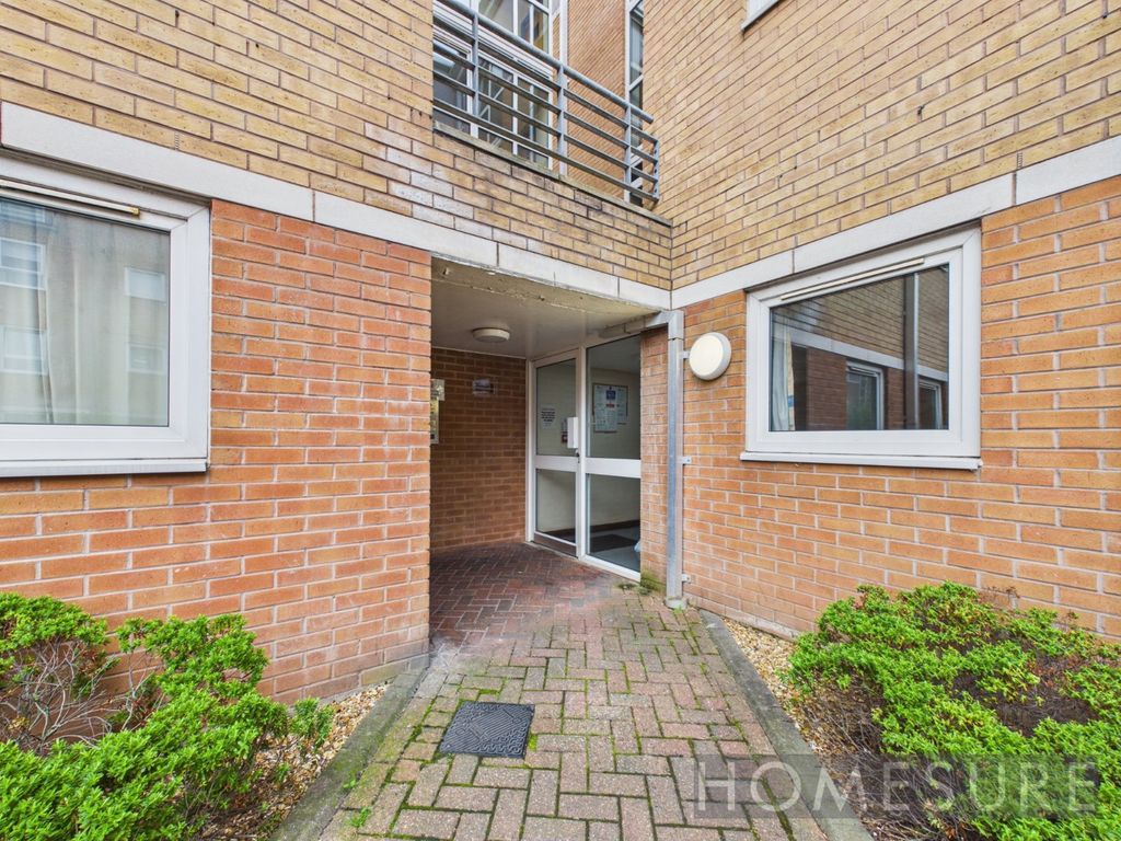 Property photo 1 of 21 Picture No. 12