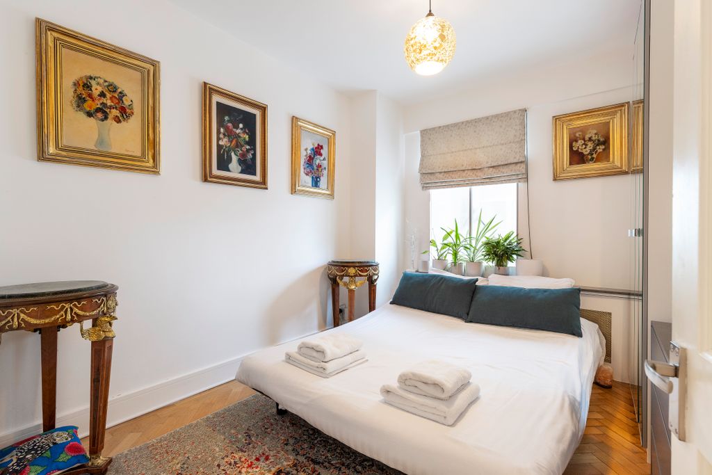 Property photo 3 of 30