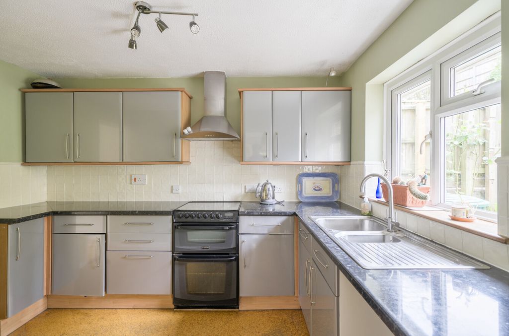 Property photo 2 of 21 1449523-8-6A0B3d5...