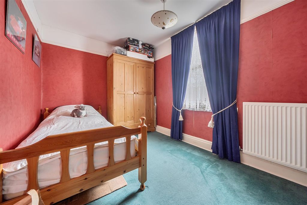 Additional image 14 of 6 bed semi-detached house for saleSt. Augustines Road, Bedford MK40